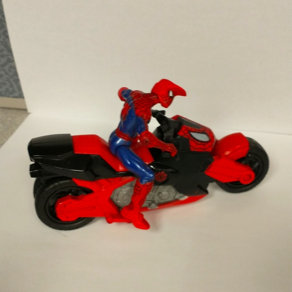 Spiderman and motorcycle toy